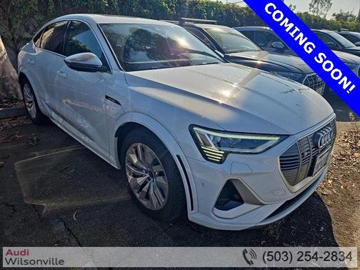 2022 Audi e-tron S Prestige