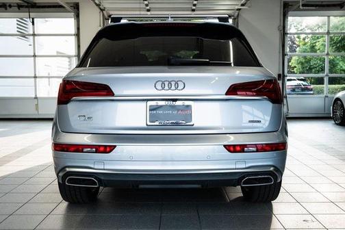 2022 Audi Q5 45 S line Premium Plus