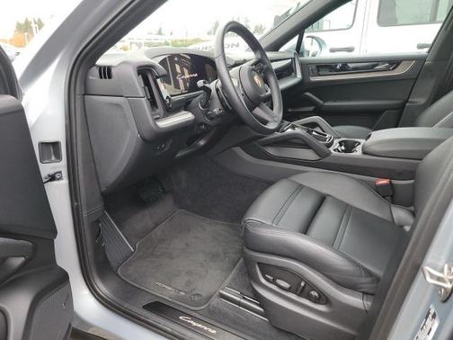 2024 Porsche Cayenne Cayenne