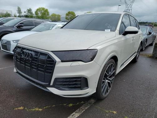 2021 Audi Q7 55 Prestige