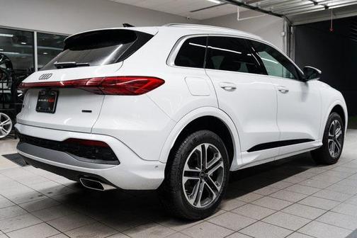 2025 Audi Q5 Premium