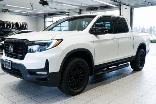 2022 Honda Ridgeline Black