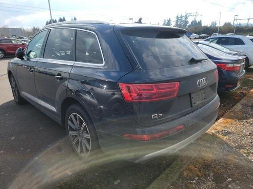 2019 Audi Q7 55 Prestige
