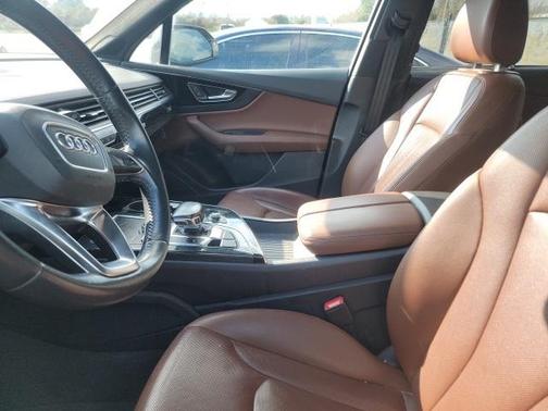 2019 Audi Q7 55 Prestige
