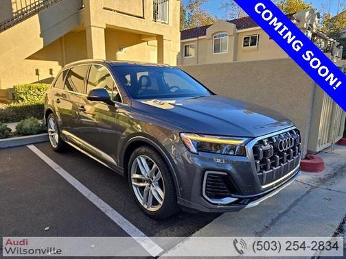 2025 Audi Q7 55 Premium Plus