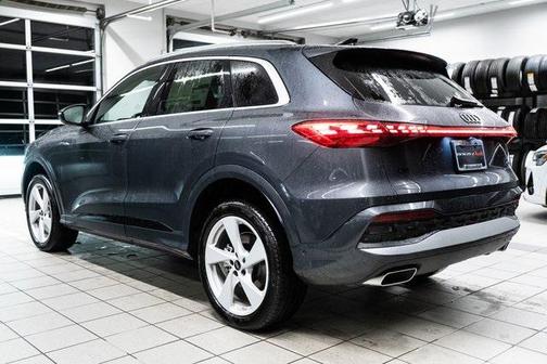 2025 Audi Q5 Premium Plus