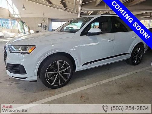 2023 Audi Q7 55 Premium Plus
