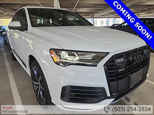 2023 Audi Q7 55 Premium Plus