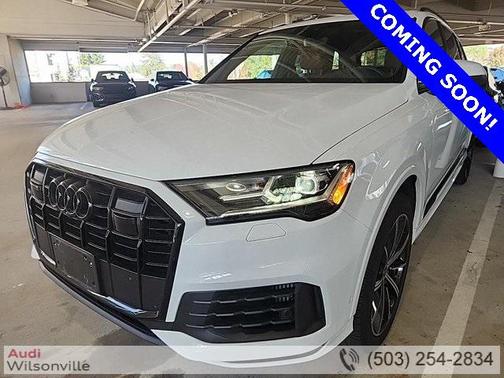2023 Audi Q7 55 Premium Plus