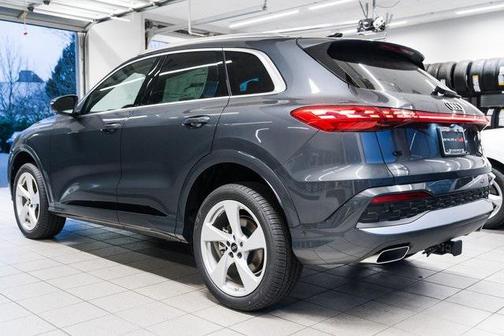 2025 Audi Q5 Premium Plus TFSI quattro S tronic
