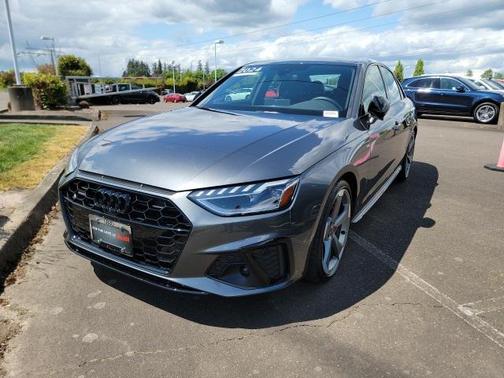 2024 Audi A4 45 S line Premium Plus