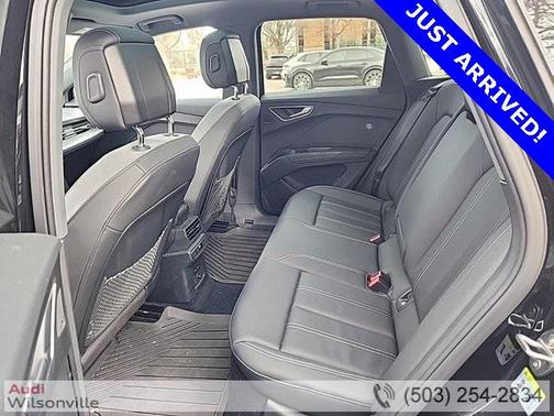 2024 Audi Q4 e-tron Prestige 50 quattro