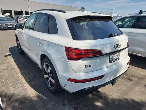 2022 Audi Q5 45 S line Premium Plus
