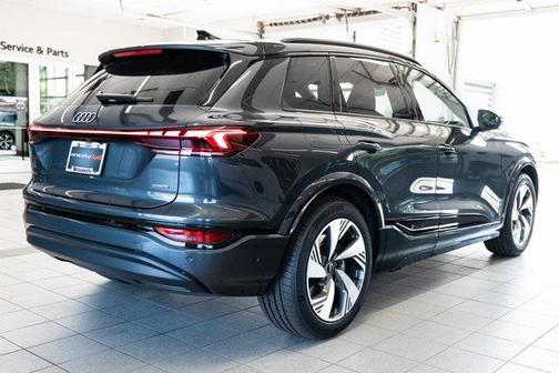 2025 Audi Q6 e-tron Prestige quattro