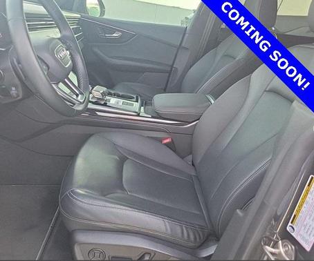 2023 Audi Q8 55 Premium Plus