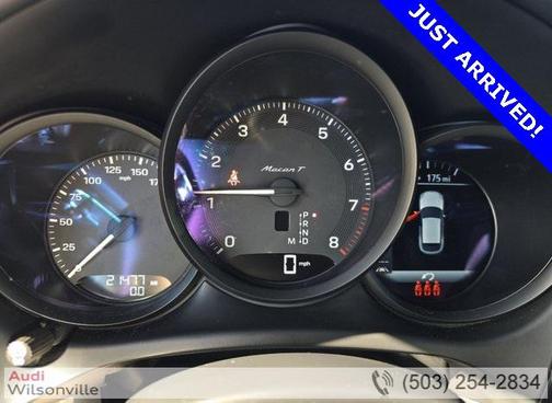 2023 Porsche Macan T