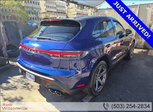 2023 Porsche Macan T