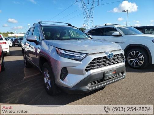 2023 Toyota RAV4 Hybrid LE