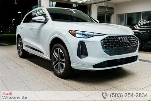 2025 Audi Q5 Premium