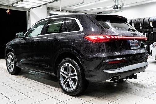 2025 Audi Q5 Premium Plus