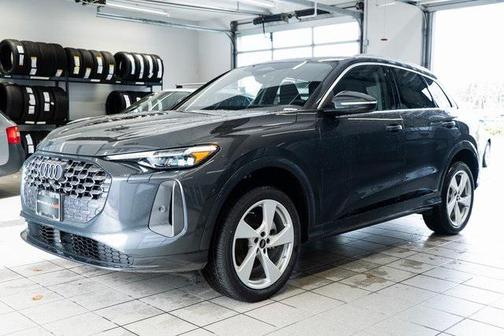 2025 Audi Q5 Premium Plus