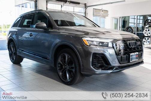 2025 Audi Q7 55 Premium Plus