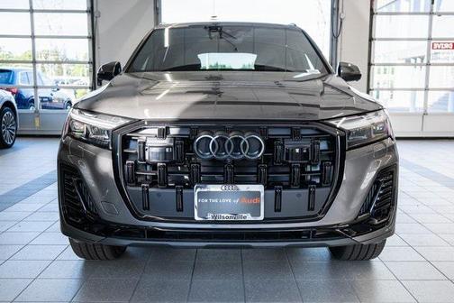 2025 Audi Q7 55 Premium Plus