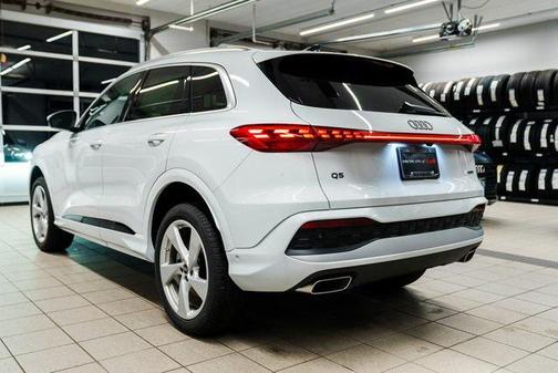 2025 Audi Q5 Premium Plus