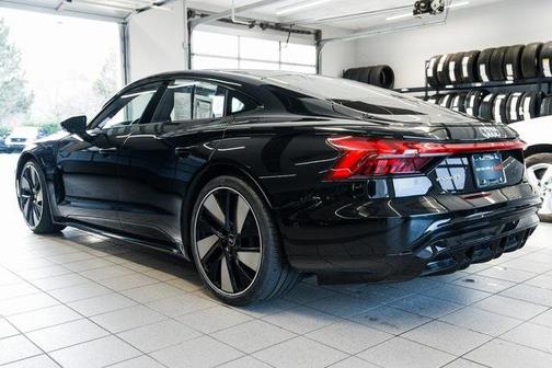 2023 Audi e-tron GT Prestige quattro
