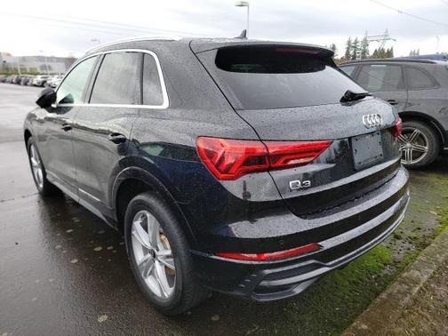 2022 Audi Q3 45 S line Premium Plus