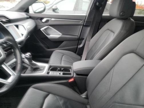 2022 Audi Q3 45 S line Premium Plus