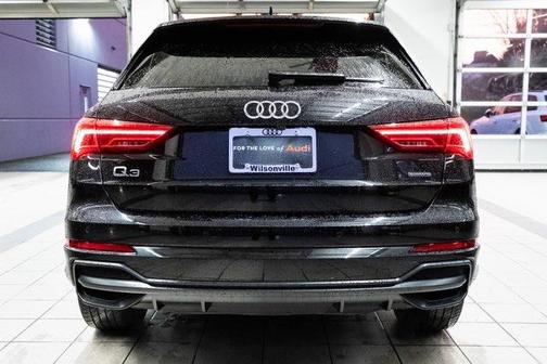 2022 Audi Q3 45 S line Premium Plus