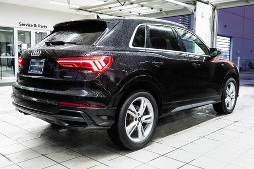 2022 Audi Q3 45 S line Premium Plus