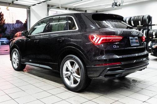 2022 Audi Q3 45 S line Premium Plus