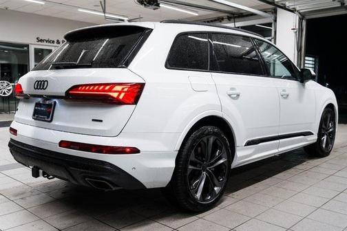2026 Audi Q7 55 Premium Plus
