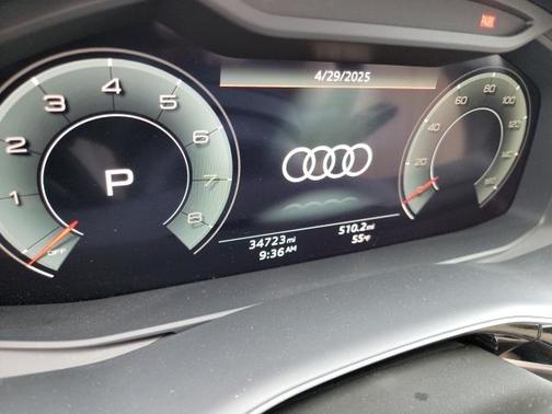 2022 Audi Q7 55 Premium Plus