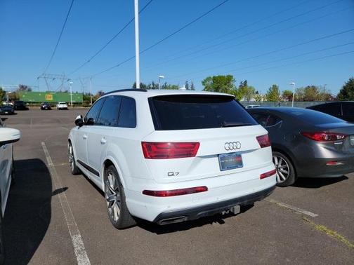 2019 Audi Q7 55 Prestige