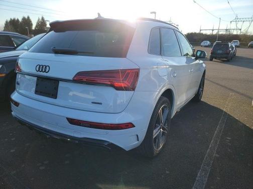 2024 Audi Q5 e 55 S line Premium Plus