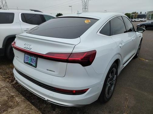 2021 Audi e-tron Sportback Premium Plus
