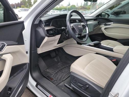 2021 Audi e-tron Sportback Premium Plus