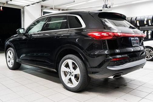 2025 Audi Q5 Premium Plus