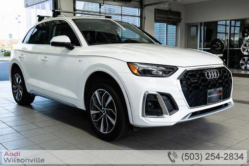 2022 Audi Q5 45 S line Premium Plus