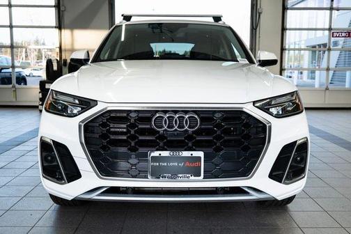 2022 Audi Q5 45 S line Premium Plus