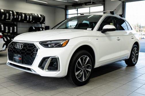 2022 Audi Q5 45 S line Premium Plus