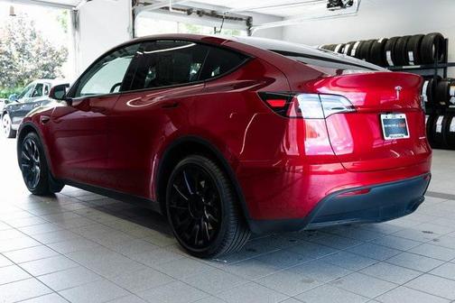 2024 Tesla Model Y Long Range Dual Motor All-Wheel Drive