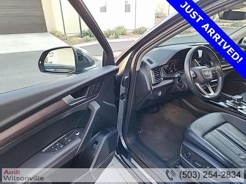 2023 Audi Q5 45 S line Premium Plus