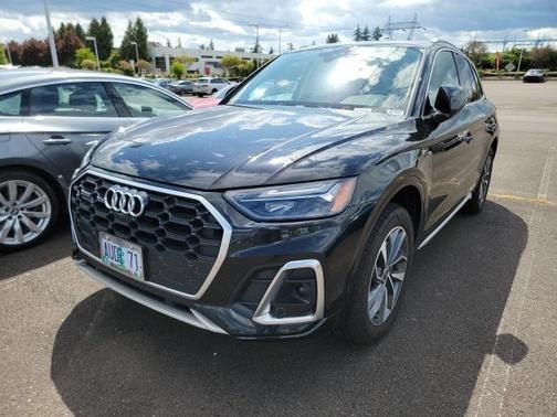 2023 Audi Q5 45 S line Premium Plus