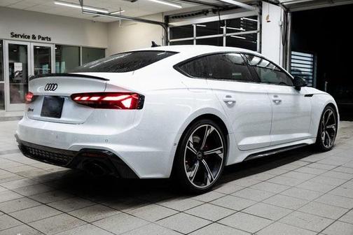 2025 Audi RS 5 2.9T