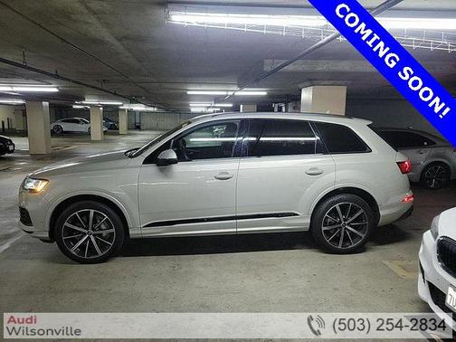 2022 Audi Q7 55 Premium Plus