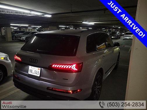 2022 Audi Q7 55 Premium Plus